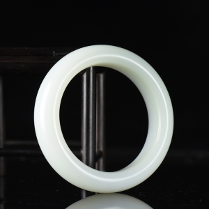 58mm山流水料和田羊脂白玉手镯