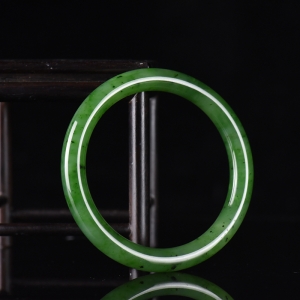 59mm山料和田碧玉圆镯