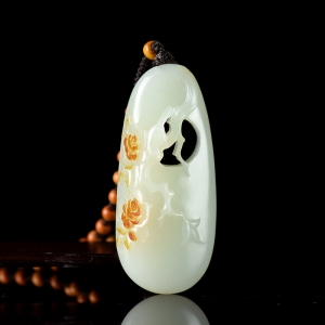 俏色山流水料和田白玉喜上眉梢吊坠