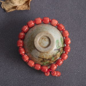 MOMO珊瑚桶珠单圈手串