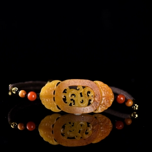 籽料和田玉黄沁凤牌手绳