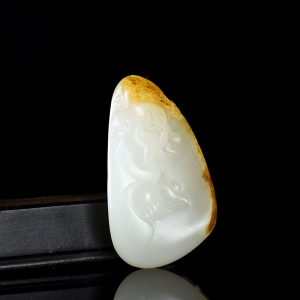 籽料和田白玉财神爷吊坠