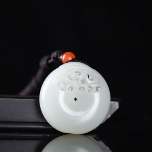 籽料和田白玉平安扣香囊吊坠