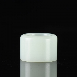 籽料和田白玉扳指