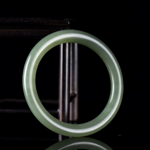 56mm山料和田青玉手镯