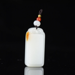 籽料和田白玉无事牌吊坠