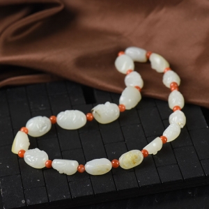 籽料和田白玉十八罗汉多圈手串