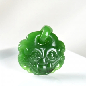 山料和田碧玉守护平安锁吊坠