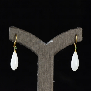 18K籽料和田白玉玉兰花耳坠