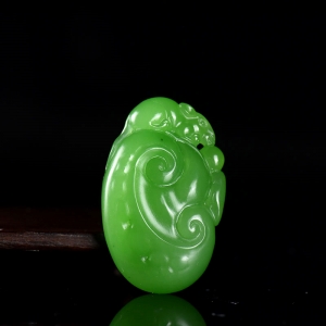 山料和田碧玉如意吊坠