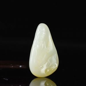 籽料和田白玉观音吊坠