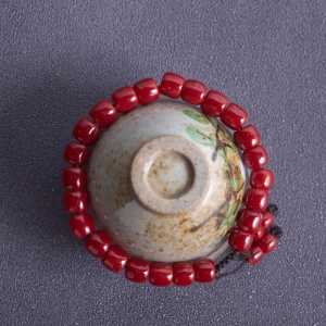 阿卡牛血红珊瑚桶珠单圈手串