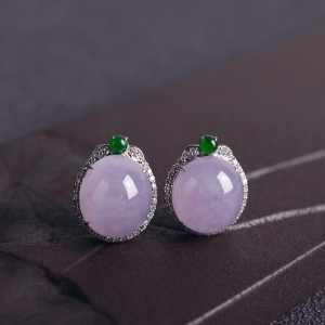 18K糯冰种紫罗兰翡翠耳钉