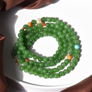 7mm山料和田碧玉108佛珠