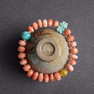 MOMO珊瑚算盘珠单圈手串