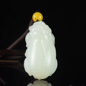 山流水料和田白玉貔貅手把件