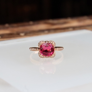 18k玫红碧玺戒指