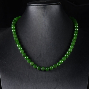 8mm山料和田碧玉项链