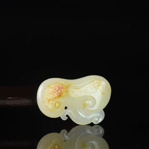 籽料和田白玉如意吊坠