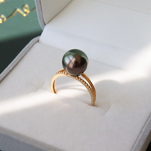 18k海水孔雀绿黑珍珠戒指