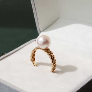 18k海水白色珍珠戒指