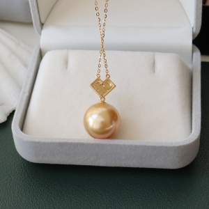 18k海水金色珍珠项链