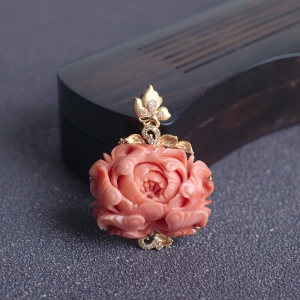 18KMOMO珊瑚牡丹花吊坠