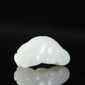 籽料和田白玉貔貅吊坠