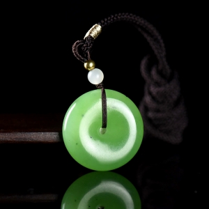 山料和田碧玉平安扣吊坠