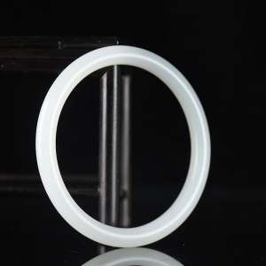 60.5mm山流水料和田白玉圆镯