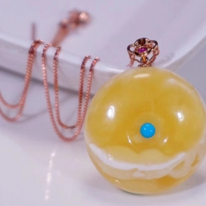 18K白花蜜蜜蜡平安扣吊坠