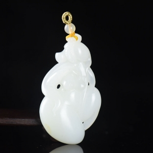 山流水料和田白玉玉贵人吊坠