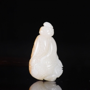 籽料和田白玉百财吊坠