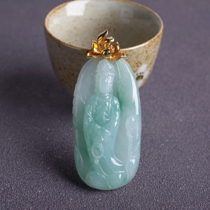 18K糯冰种飘花翡翠观音吊坠