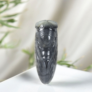 籽料和田玉青花一鸣惊人吊坠