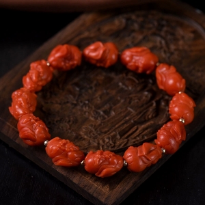 柿子红南红垂耳兔单圈手串