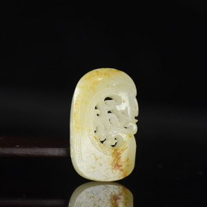 籽料和田白玉龙凤呈祥吊坠