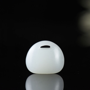 籽料和田白玉平安锁吊坠