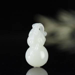 山料和田白玉福禄吊坠