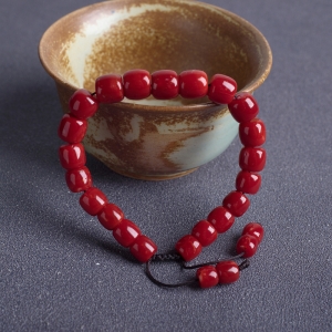阿卡牛血红珊瑚桶珠单圈手串