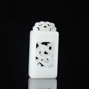 籽料和田白玉龙凤吊坠