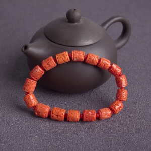 MOMO珊瑚辰龙桶珠单圈手串