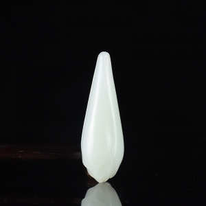 籽料和田白玉玉兰花吊坠