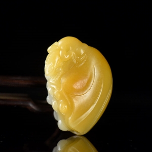 籽料和田白玉莲蓬吊坠