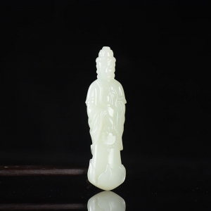 籽料和田白玉观音吊坠