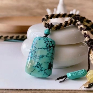 中高瓷网花无事牌吊坠