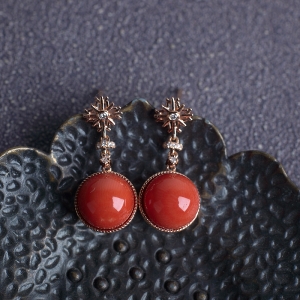 18KMOMO珊瑚圆珠耳坠