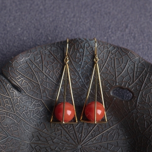 18K沙丁珊瑚圆珠耳环