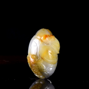 籽料和田玉青花金玉满堂吊坠