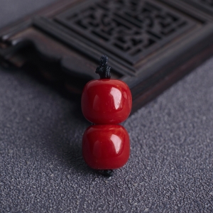 阿卡牛血红珊瑚桶珠（两件）